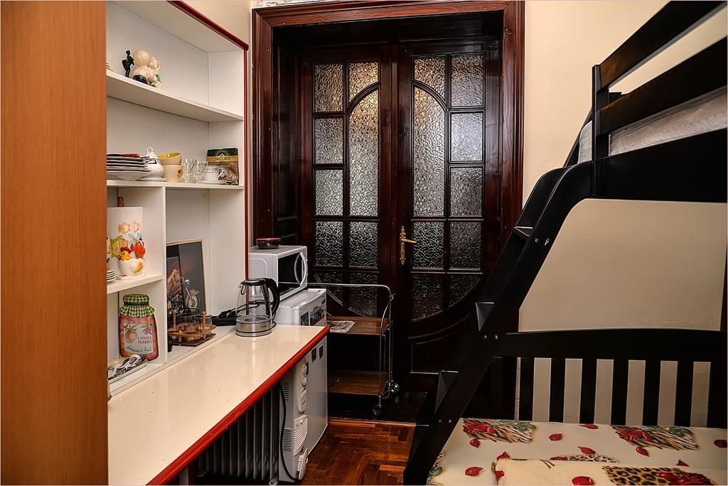 Vip-Apartments Angel Palas Chernivtsi Ngoại thất bức ảnh